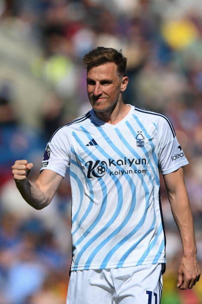 更多的目光 更多的目光